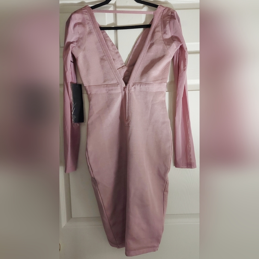 D-427 WOW couture Dusty Pink Long Sleeve Deep V Bodycon Dress